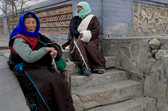 Cina (Monlam)