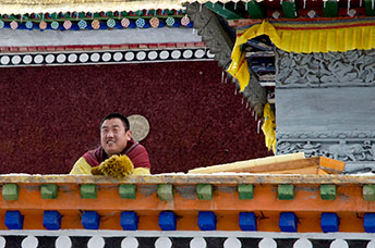 Cina (Monlam)