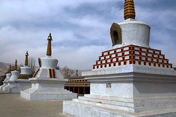 Cina (Monlam)