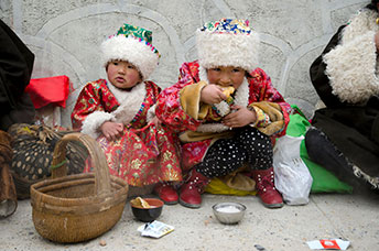 Cina (Monlam)