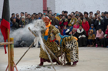 Cina (Monlam)
