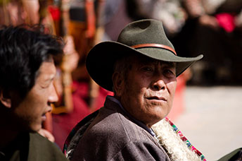 Cina (Monlam)